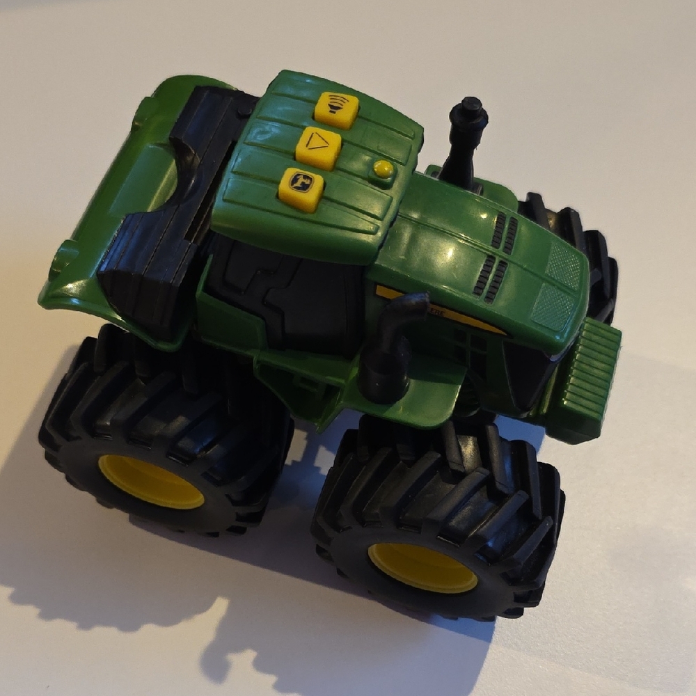 John Deere Monster Treads Lights & Sounds Tractor